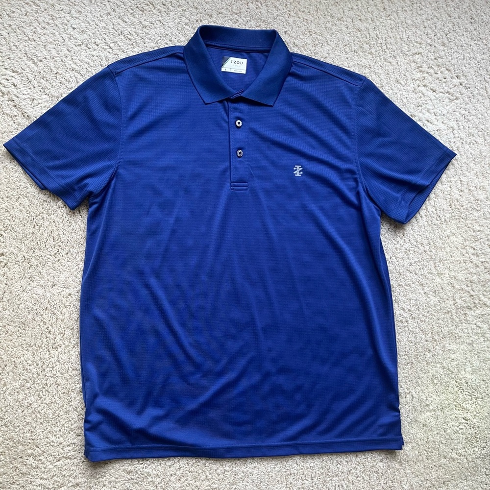 Men’s Izod golf shirt